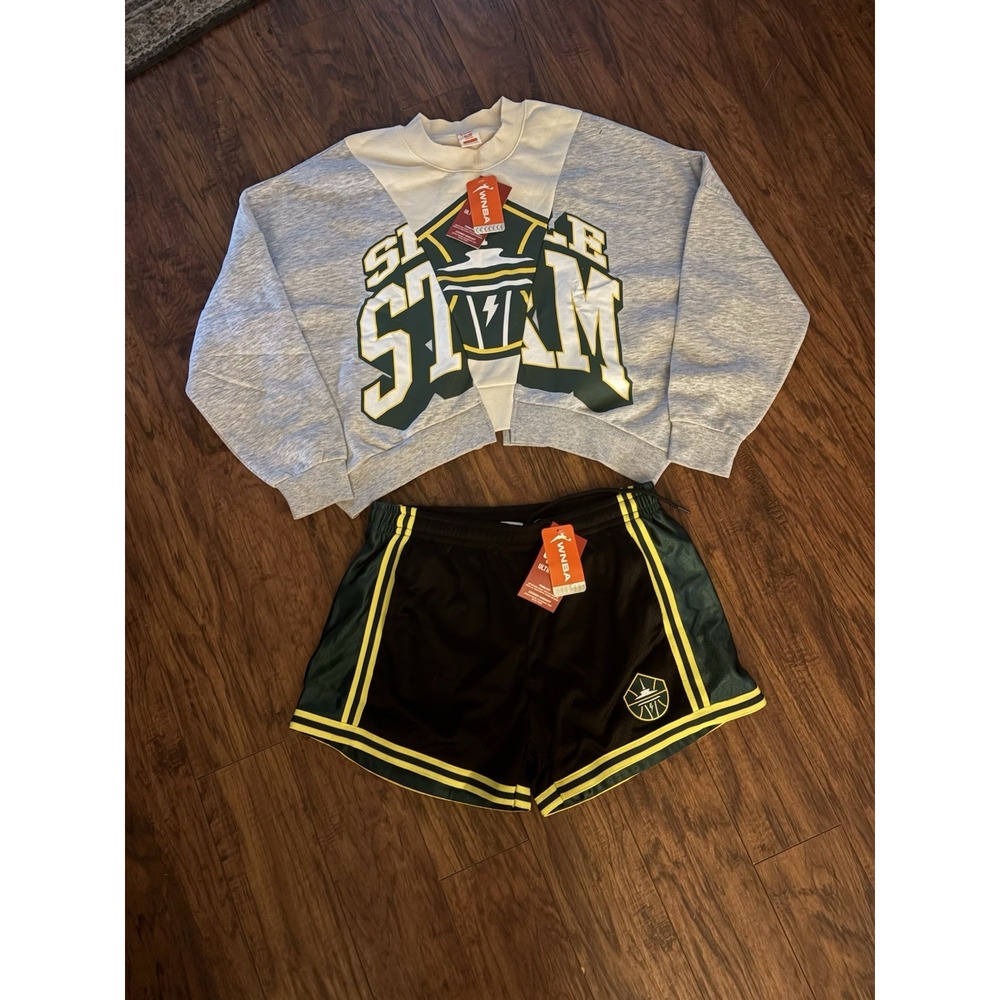 Ultra Game Seattle Storm Women's WNBA Crop Sweatshirt And Shorts Large NEW Bundl
